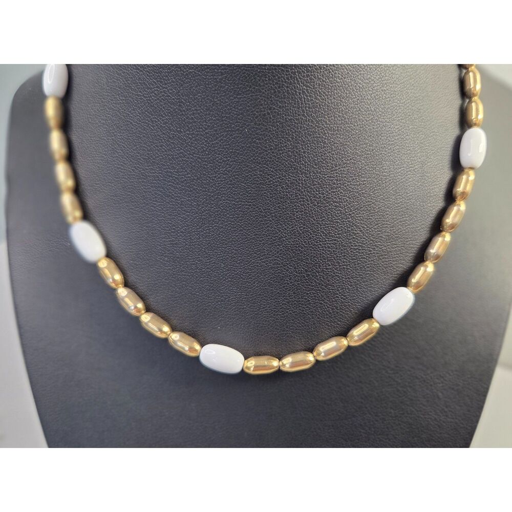 Vintage White and Gold Tone Barrel Bead Necklace